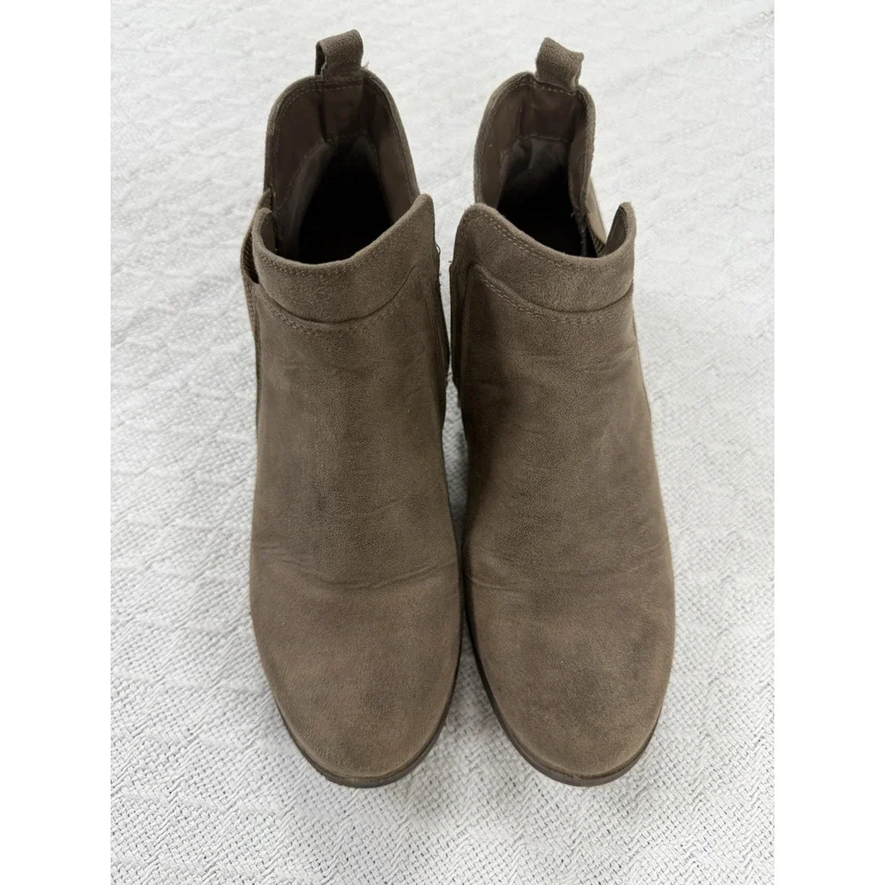 Girls MIA Brown Suede Ankle Dress Boots Size 5 Booties Low Heel Zip Up